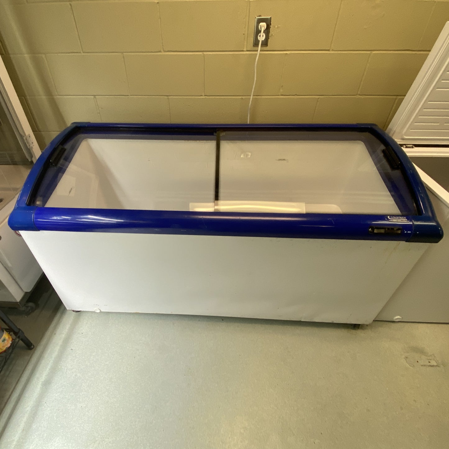 Cold Tech 66 Inch Display Freezer - 22cu ft. - (USED)