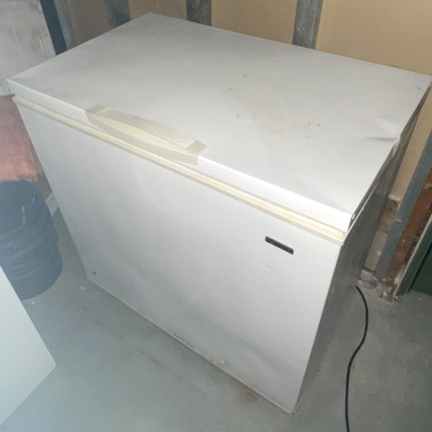 Kenmore Chest Freezer (USED)