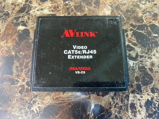100-Meter VGA/UXGA CAT5e/6/RJ45 Extender Kit