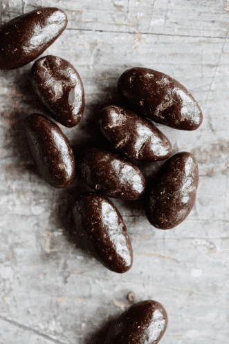 Dark Chocolate - Almonds - Sweet Lake of the Woods - AgriTech North